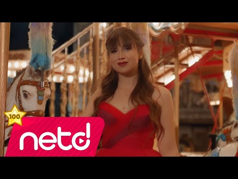 Hadise - Küçük Bir Yol