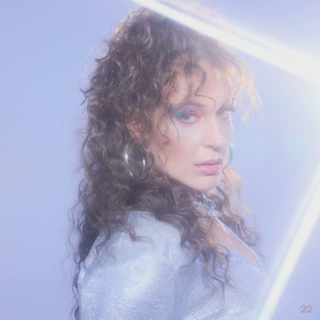 Gülben Ergen - Ben Buralardan Gidicem